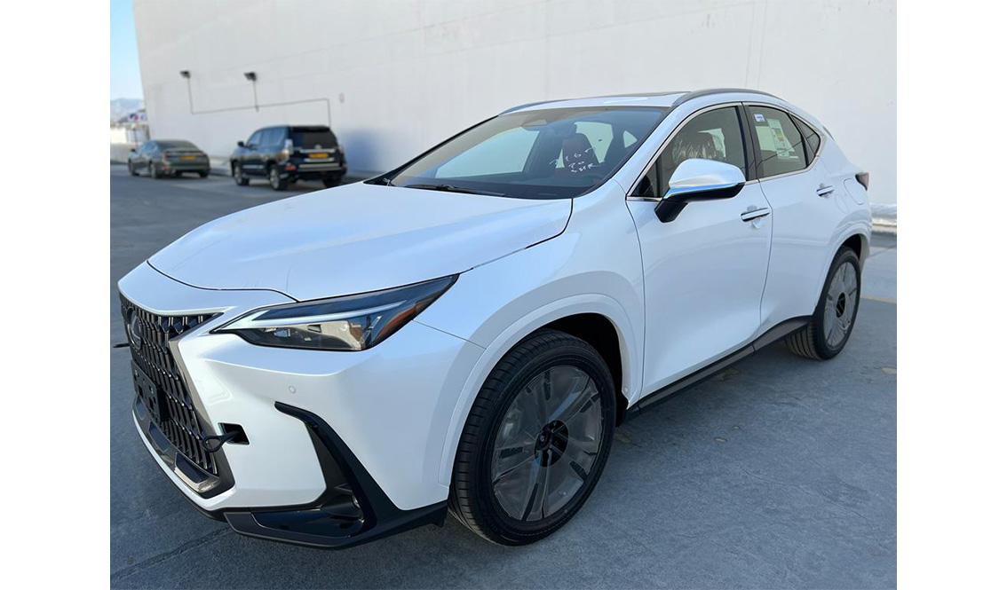 Lexus Nx350 Prime 8