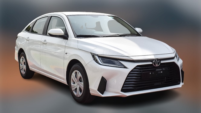 Toyota Toyota Yaris 8