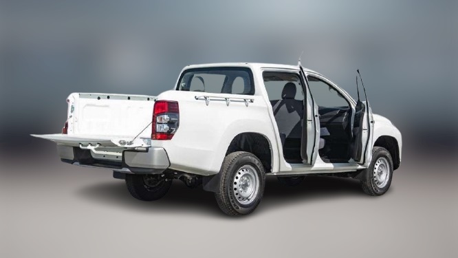 Mitsubishi L-200 6
